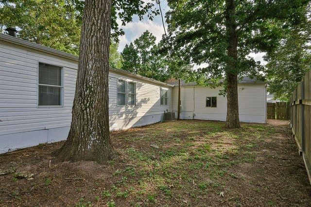 853 Queenswood Street, Montgomery, TX 77316