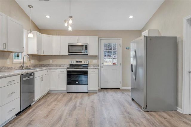 1427 Varnell AVE, Roanoke, VA 24012