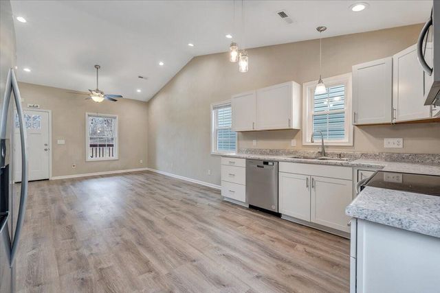 1427 Varnell AVE, Roanoke, VA 24012