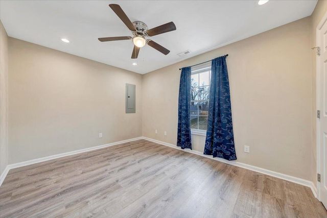 1427 Varnell AVE, Roanoke, VA 24012