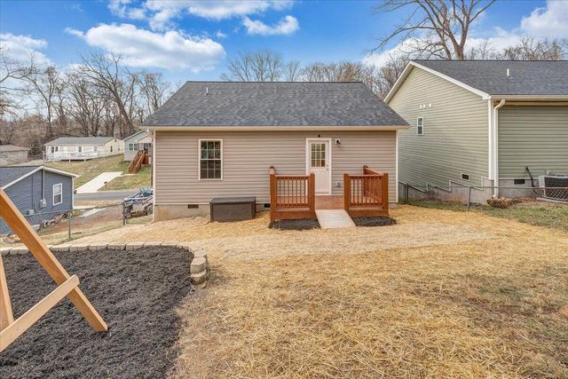 1427 Varnell AVE, Roanoke, VA 24012