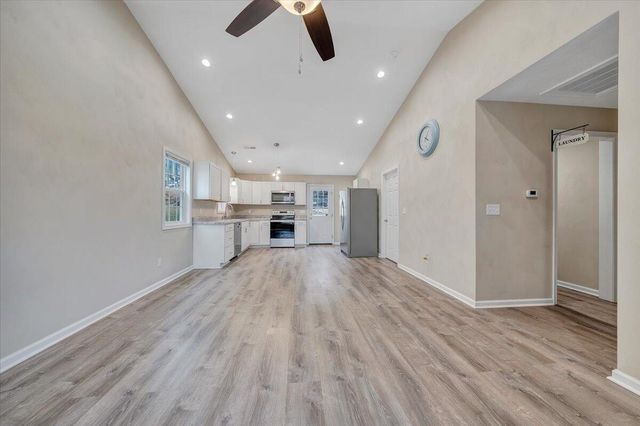 1427 Varnell AVE, Roanoke, VA 24012