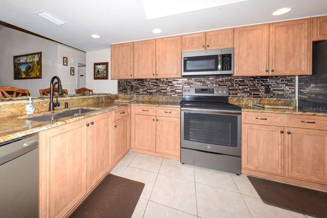 335 COLDEWAY DRIVE F21, Punta Gorda, FL 33950