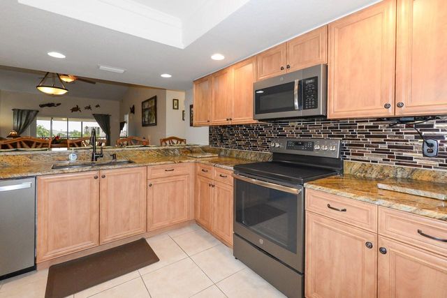 335 COLDEWAY DRIVE F21, Punta Gorda, FL 33950