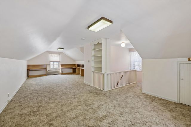 1104 57th Street, Des Moines, IA 50311