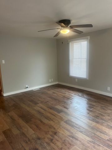 208 Independence Avenue, Joliet, IL 60433