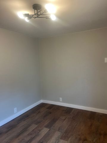 208 Independence Avenue, Joliet, IL 60433