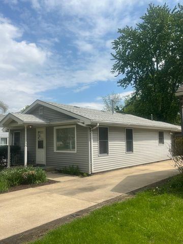 208 Independence Avenue, Joliet, IL 60433