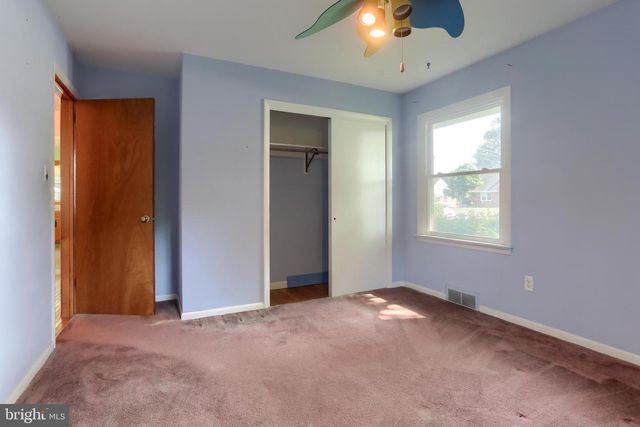 6370 SUNDRA DR, East Petersburg, PA 17520