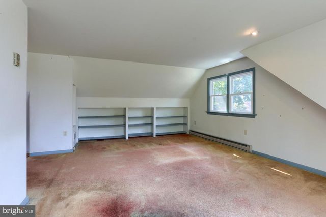 6370 SUNDRA DR, East Petersburg, PA 17520
