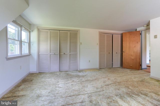 6370 SUNDRA DR, East Petersburg, PA 17520