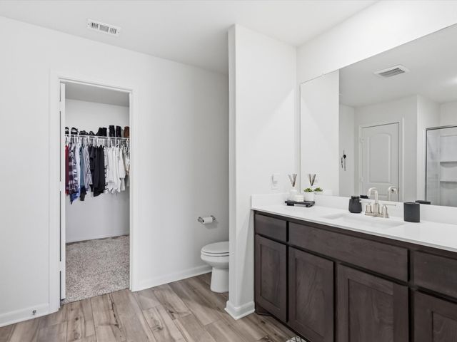 916 American Flyer, Fort Worth, TX 76108