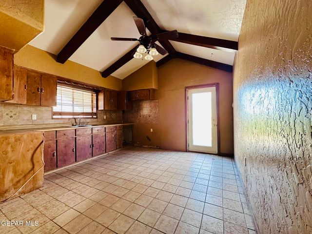 321 2nd Street, Sunland Park, NM 88063