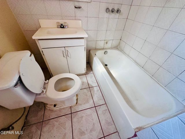 321 2nd Street, Sunland Park, NM 88063