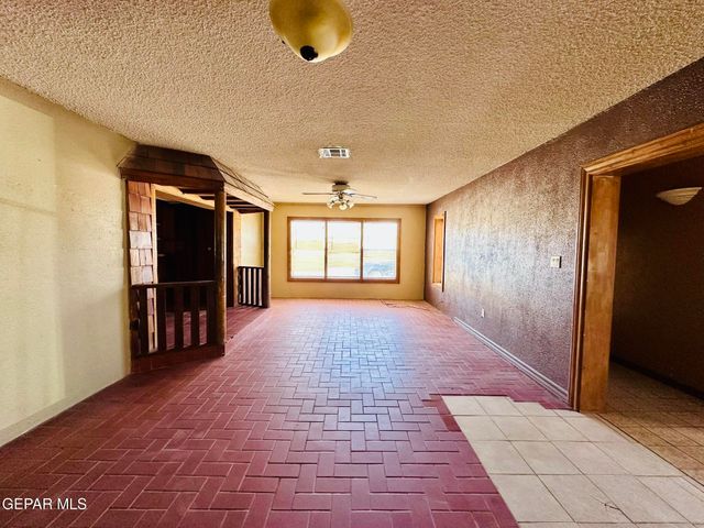 321 2nd Street, Sunland Park, NM 88063