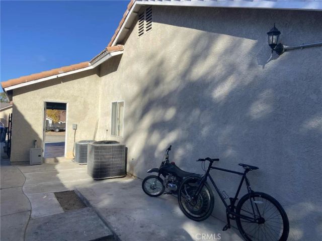 3256 Shale Road, Palmdale, CA 93550