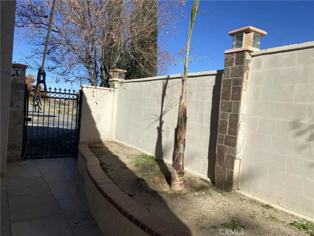 3256 Shale Road, Palmdale, CA 93550