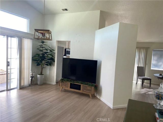 3256 Shale Road, Palmdale, CA 93550