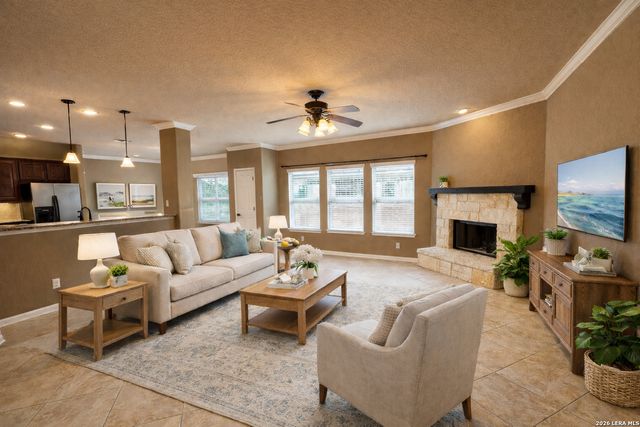 237 FISCHER DR, Boerne, TX 78006