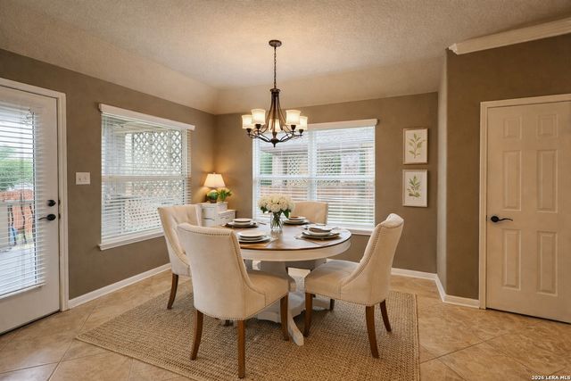 237 FISCHER DR, Boerne, TX 78006