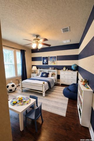 237 FISCHER DR, Boerne, TX 78006