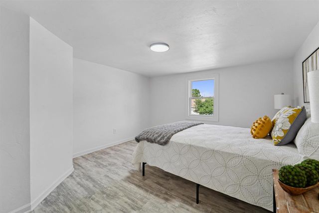 521 E 2ND STREET, Kimberly, WI 54136