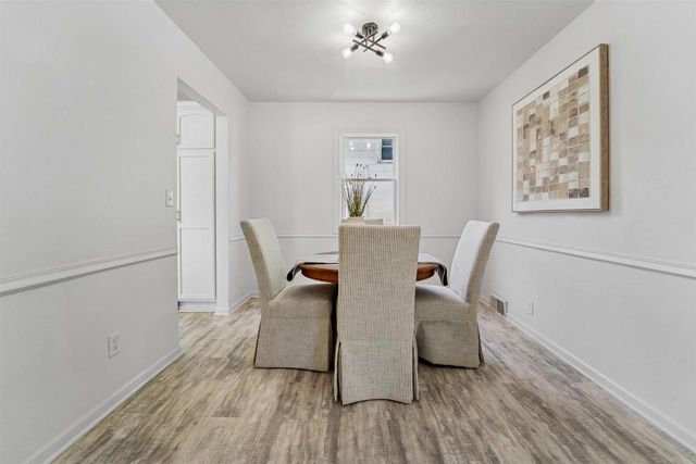 521 E 2ND STREET, Kimberly, WI 54136