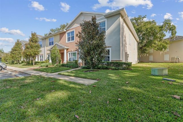 1120 HILLHURST DRIVE, Wesley Chapel, FL 33543