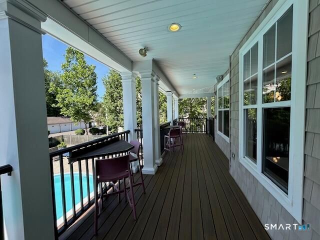 138 Hollow Tree Ridge Road 1702, Darien, CT 06820