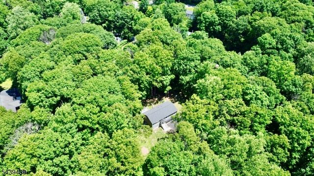 1 Appleseed Rd, Vernon Twp., NJ 07461