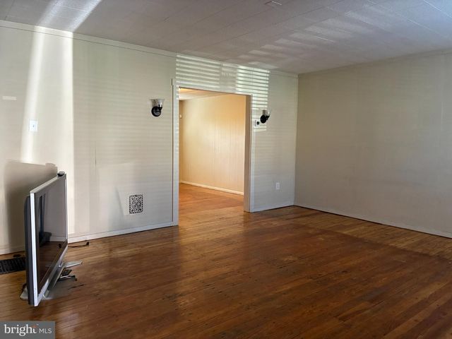 1505 RIDLEY AVE, Chester, PA 19013