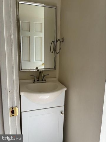 1505 RIDLEY AVE, Chester, PA 19013
