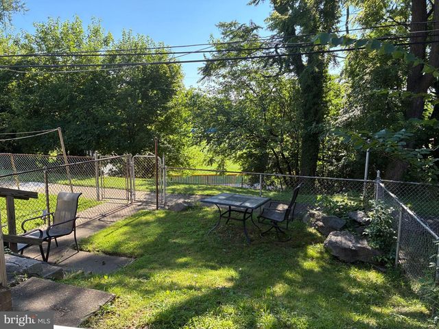 1505 RIDLEY AVE, Chester, PA 19013