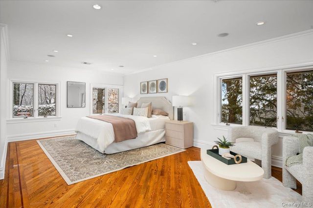 31 Howell Avenue, Larchmont, NY 10538