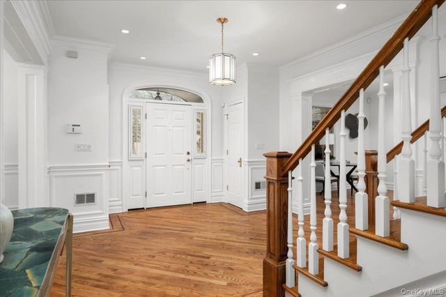 31 Howell Avenue, Larchmont, NY 10538