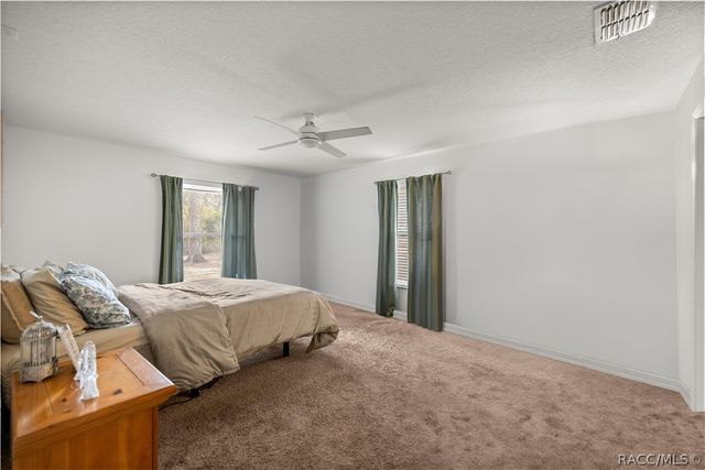 7090 SE 124th Lane, Belleview, FL 34420