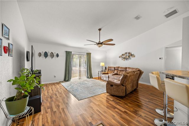 7090 SE 124th Lane, Belleview, FL 34420