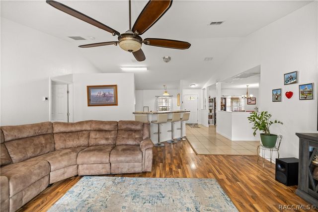 7090 SE 124th Lane, Belleview, FL 34420