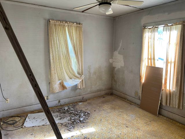 372 HOLLOWELL AVE, Memphis, TN 38109