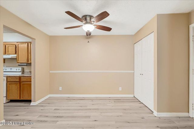 3507 Lodge Ln 316, Louisville, KY 40218