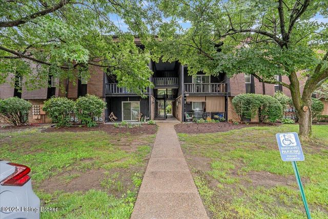 3507 Lodge Ln 316, Louisville, KY 40218