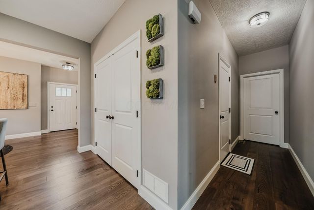 5228 Estuary Lane, 13B, Dublin, OH 43016