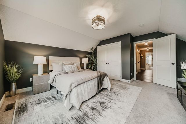 5228 Estuary Lane, 13B, Dublin, OH 43016