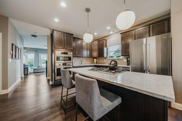 5228 Estuary Lane, 13B, Dublin, OH 43016