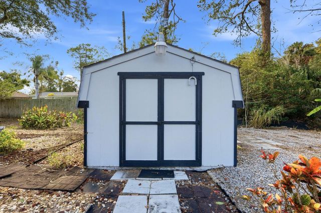 2548 CRESTWOOD AVENUE, New Smyrna Beach, FL 32168