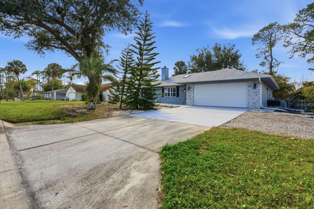 2548 CRESTWOOD AVENUE, New Smyrna Beach, FL 32168