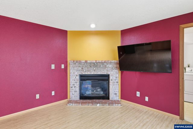 19235 SW Durell Ct, Beaverton, OR 97003