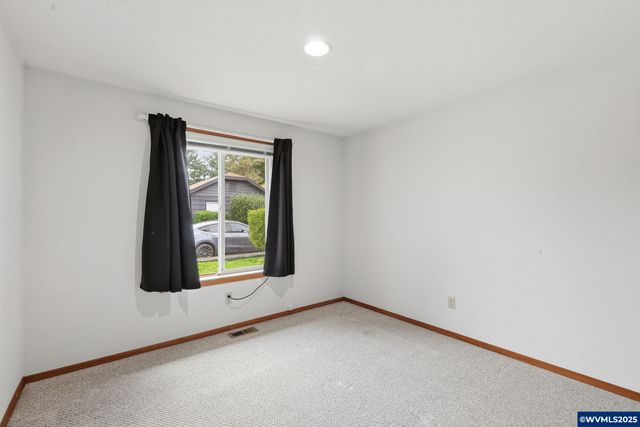 19235 SW Durell Ct, Beaverton, OR 97003