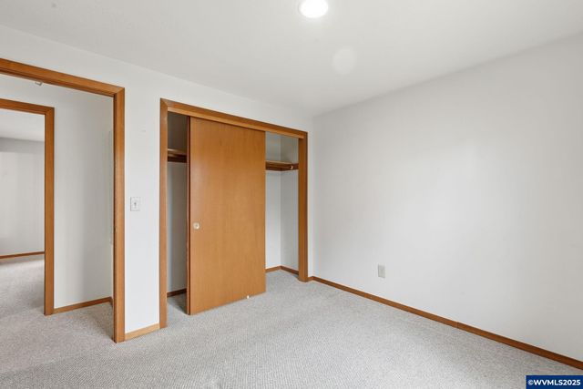 19235 SW Durell Ct, Beaverton, OR 97003