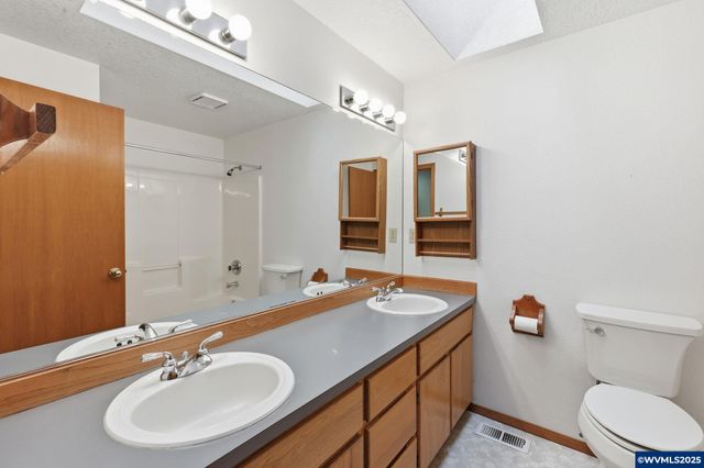 19235 SW Durell Ct, Beaverton, OR 97003